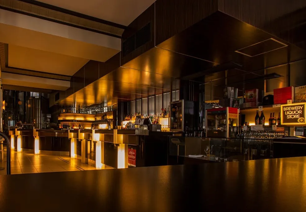 2700 Kelvin bar